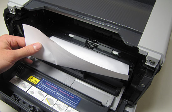 Принтер KYOCERA жует бумагу